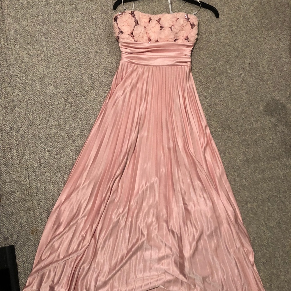 Pink dress